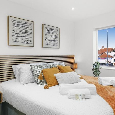 Modern Bungalow In Maidstone Sleeps 5 With Free Parking エクステリア 写真