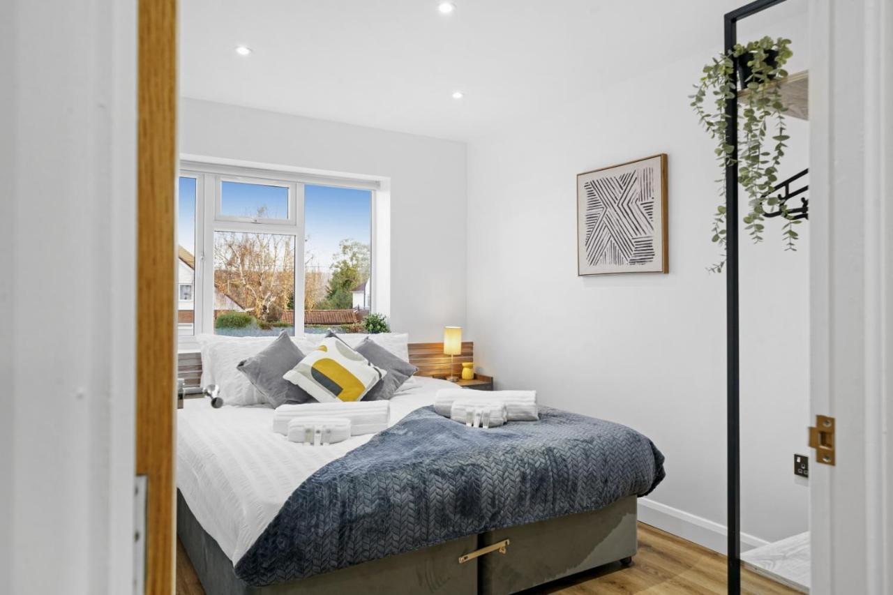 Modern Bungalow In Maidstone Sleeps 5 With Free Parking エクステリア 写真