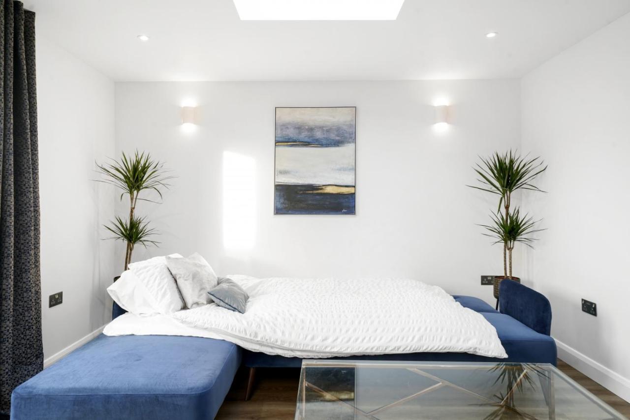 Modern Bungalow In Maidstone Sleeps 5 With Free Parking エクステリア 写真