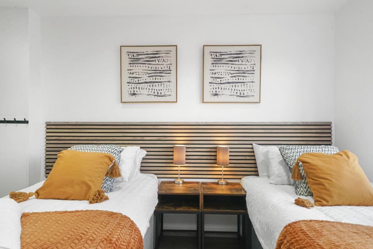 Modern Bungalow In Maidstone Sleeps 5 With Free Parking エクステリア 写真
